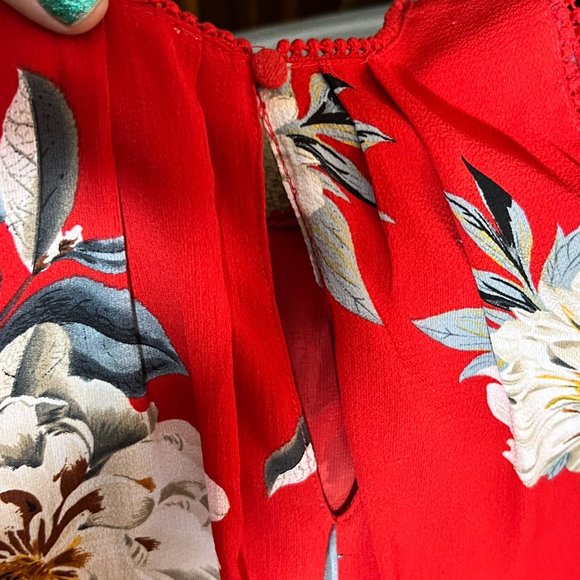 UMGEE Red Floral Sleeveless Blouse Tunic - Picture 8 of 10